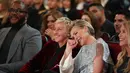 "Ellen membuatku tak bisa bernapas," ujar Portia De Rossi usai bertemu dengan Ellen DeGeneres. (CHRISTOPHER POLK / GETTY IMAGES NORTH AMERICA / AFP)