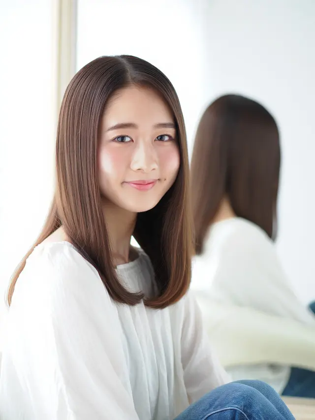 Warna Rambut Agar Terlihat Muda dan Kulit Cerah