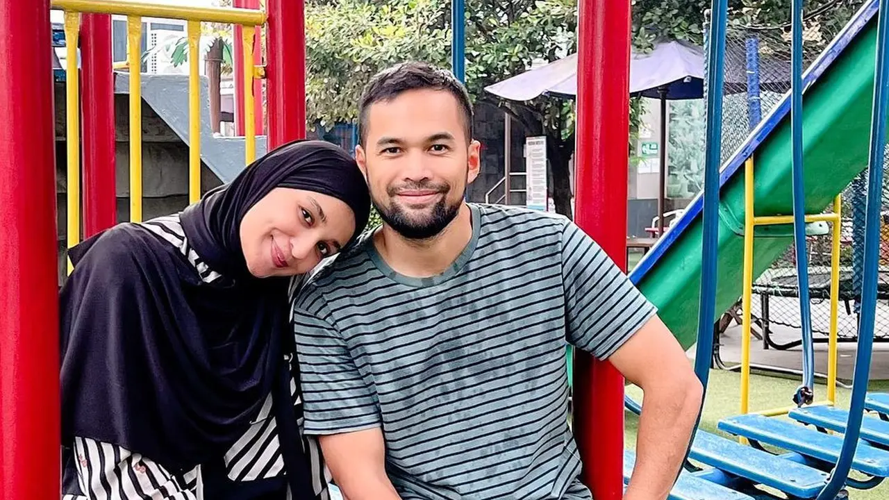 [Fimela] Shireen Sungkar dan Teuku Wisnu