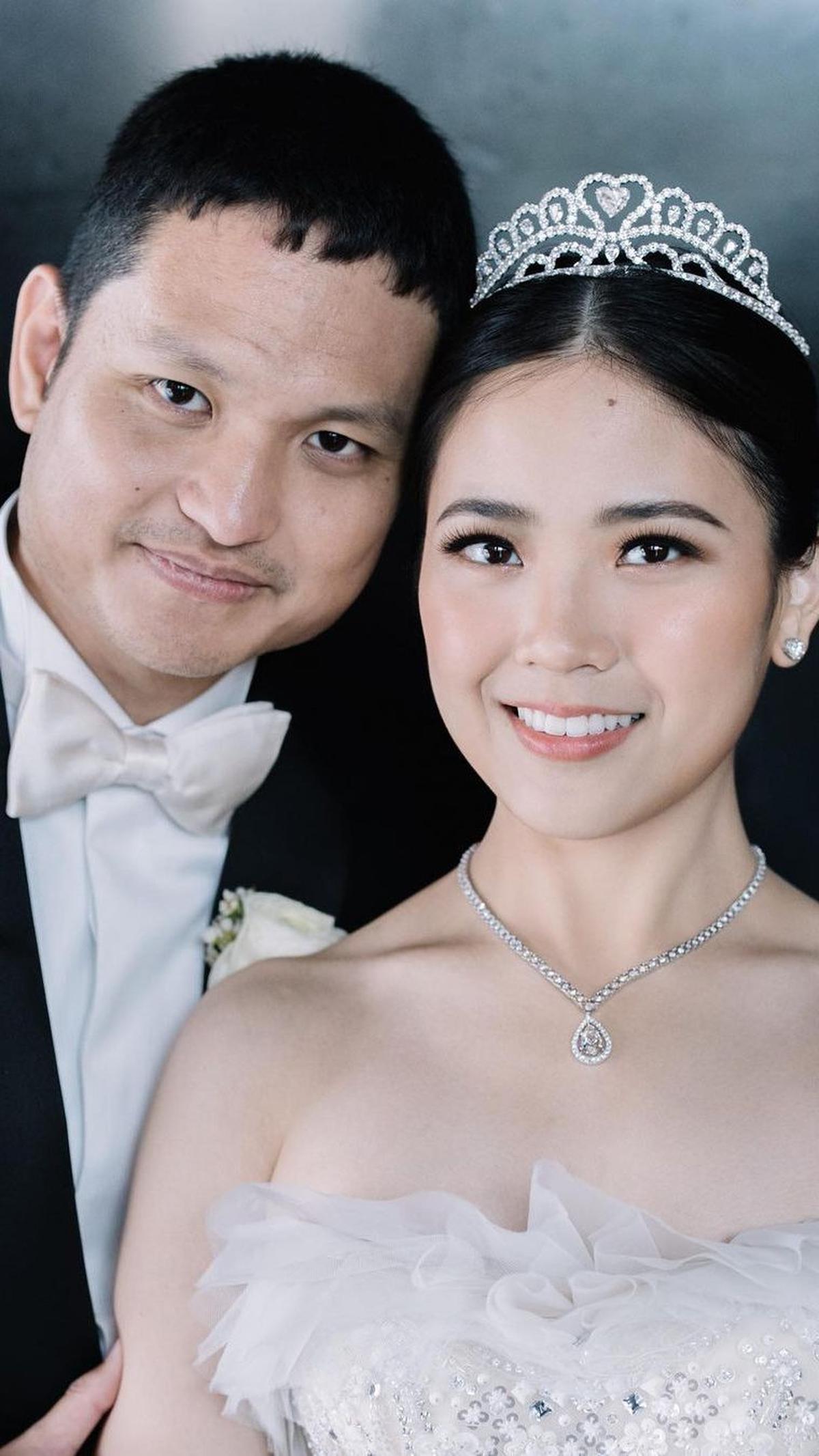 Seperti diketahui, Jessica Tanoesoedibjo dan Jonathan Natakusuma menikah pada April 2022 lalu. Pernikahan keduanya digelar secara mewah di Jakarta.