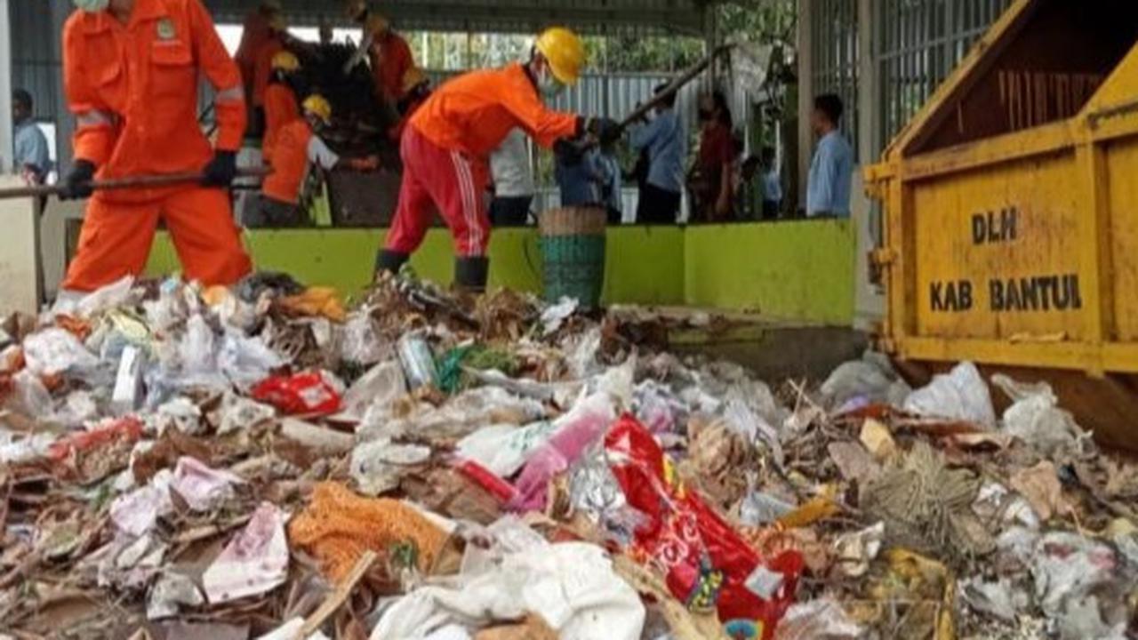 Tahukah Anda? Biopori Tak Hanya Olah Sampah Tapi Juga Cegah Banjir, Bupati Bantul Ajak Warga Mampu Buat di Rumah