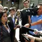 Nusrat Jahan Choudhury (kiri), seorang pengacara hak-hak sipil keturunan Bangladesh, akan bertugas di pengadilan distrik federal di negara bagian New York jika pencalonannya dikonfirmasi [File: Rick Bowmer/AP Photo]