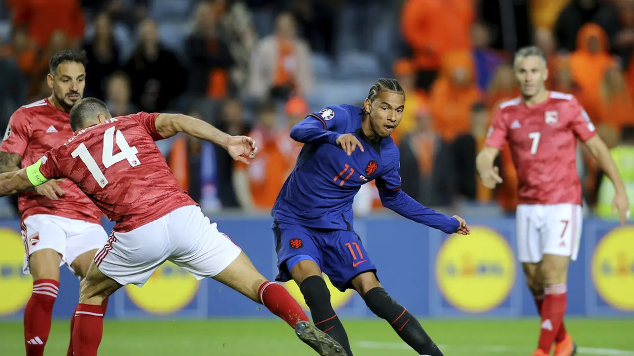 Gibraltar Vs Belanda