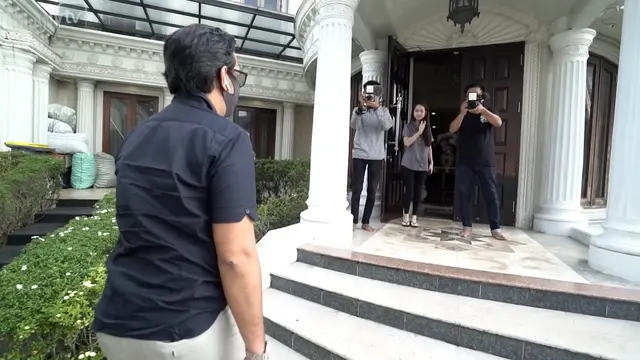 Potret Teras 'Istana Cinere' Anang Hermansyah dan Ashanty yang Penuh Kenangan