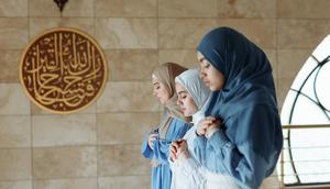 Doa masuk masjid untuk beribadah di dalam masjid (Credit: Pexels)