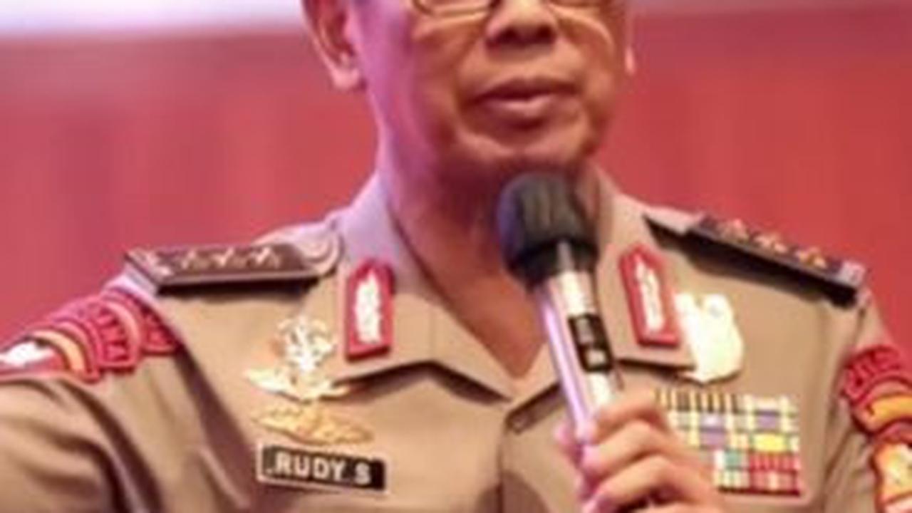 Komjen Rudy 'Gajah' Ungkap Sosok yang Jadi Kekuatan Utamanya Dalam Menjalani Tugas, Jenderal Junior Langsung Tepuk Tangan