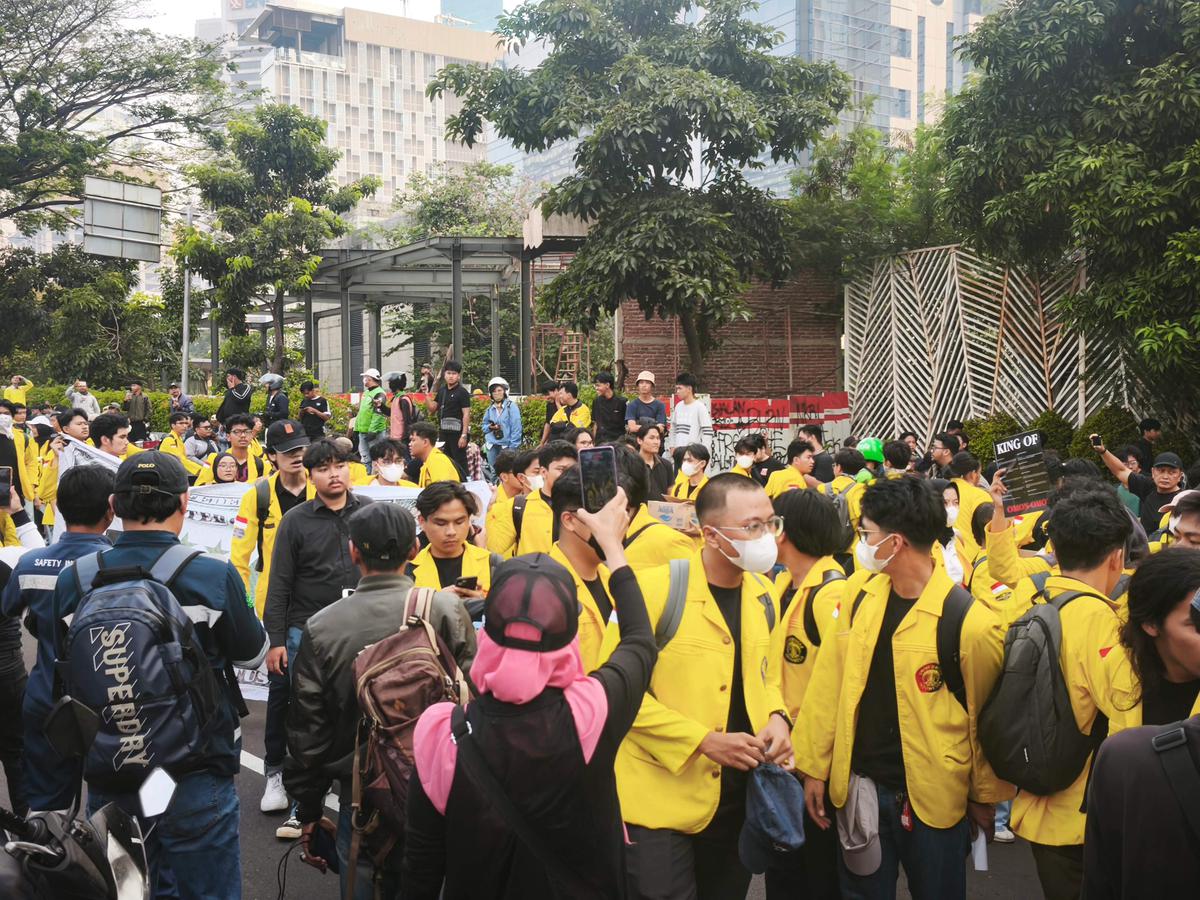 Kondisi Terkini Aksi Mahasiswa, Tertahan di Jalan Sudirman dan Tak Sampai Bundaran HI