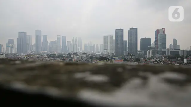 Jakarta Juara Dunia Polusi Udara saat Diguyur Hujan Lebat