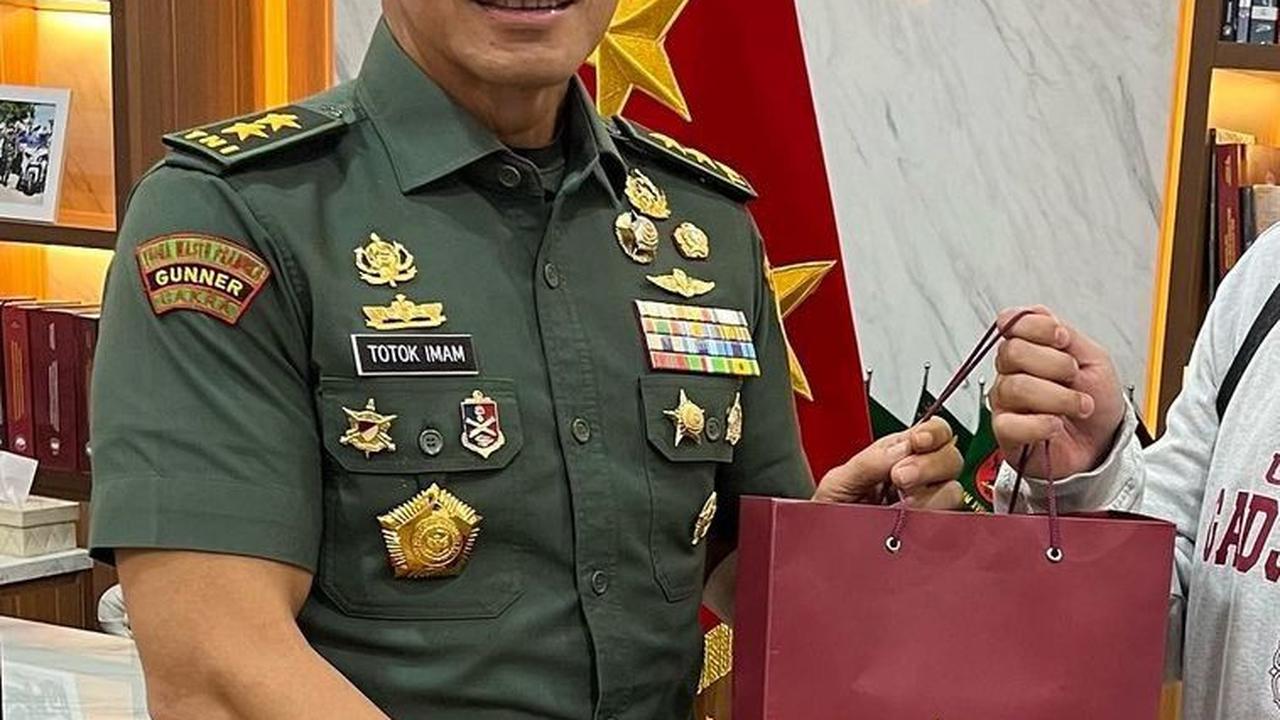 Profil Mayjen TNI Totok Imam Santoso <br>