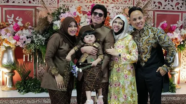 Anofial Asmid dan Lenggogeni Faruk