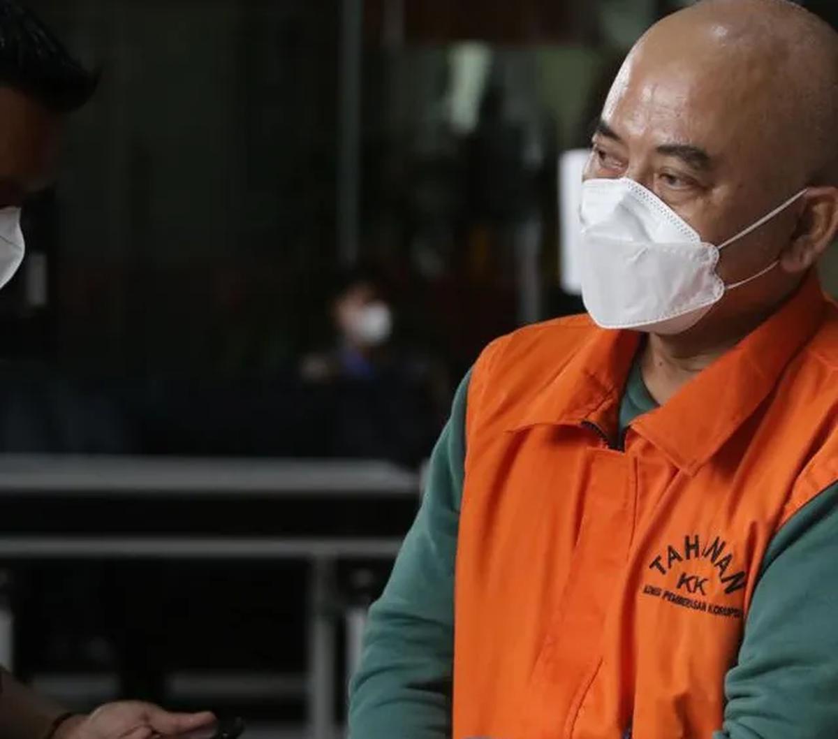 Jaksa menyebut, suap Rp4,1 miliar dari Lai Bui Min bertujuan agar Pemkot Bekasi membeli lahan Lai Bui Min di Jalan Bambu Kuning Selatan, Kelurahan Sepanjang Jaya, Kecamatan Rawalumbu, Kota Bekasi. Tanah seluas 14.339 meter persegi itu untuk pembangunan po