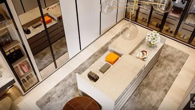 Walk In Closet