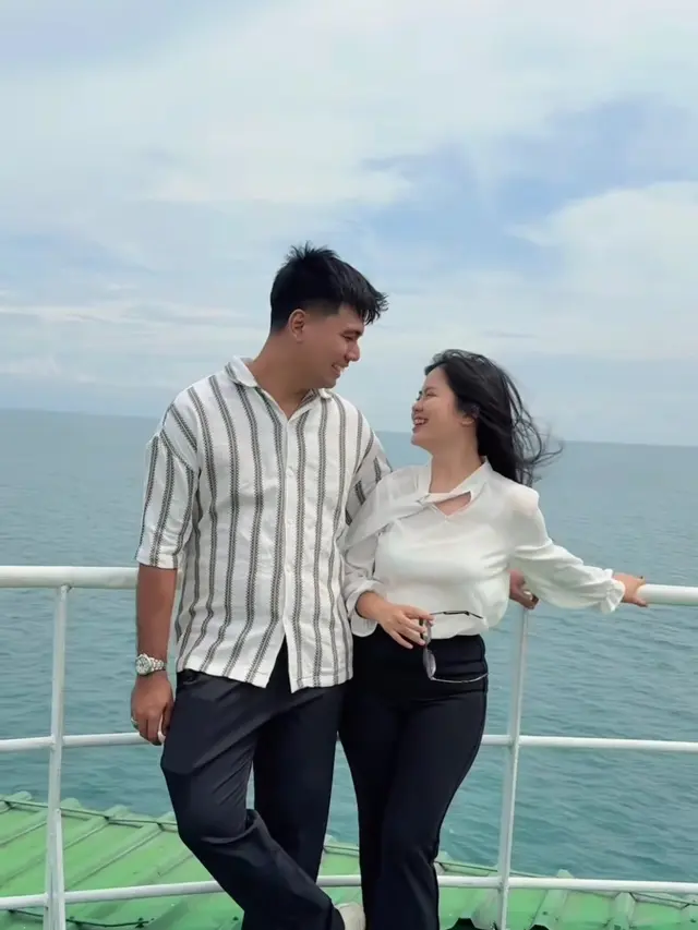 Frans Faisal dan Indah Tri