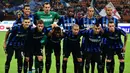 Penjualan jersey dari Inter Milan berada pada posisi kesembilan dengan angka 425.000 per tahun. Jersey bernama pemain legendaris Javier Zanetti masih menjadi salah satu yang terlaris. (AFP Photo/Giuseppe Cacace)