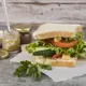 Rahasianya ada pada grinder salad yang membuat setiap gigitan terasa gurih, creamy, sekaligus sedikit asam.
(Foto/Dok: Magnific)