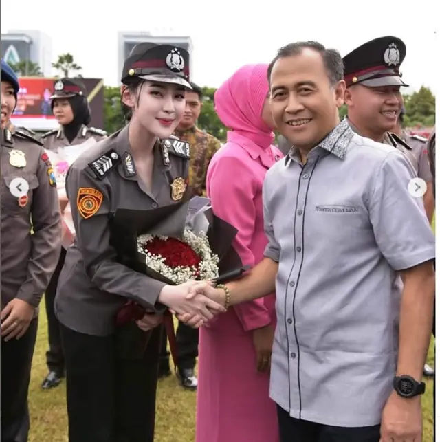 Viral pesona Polwan Febby Veronica, wajahnya disebut mirip artis Korea