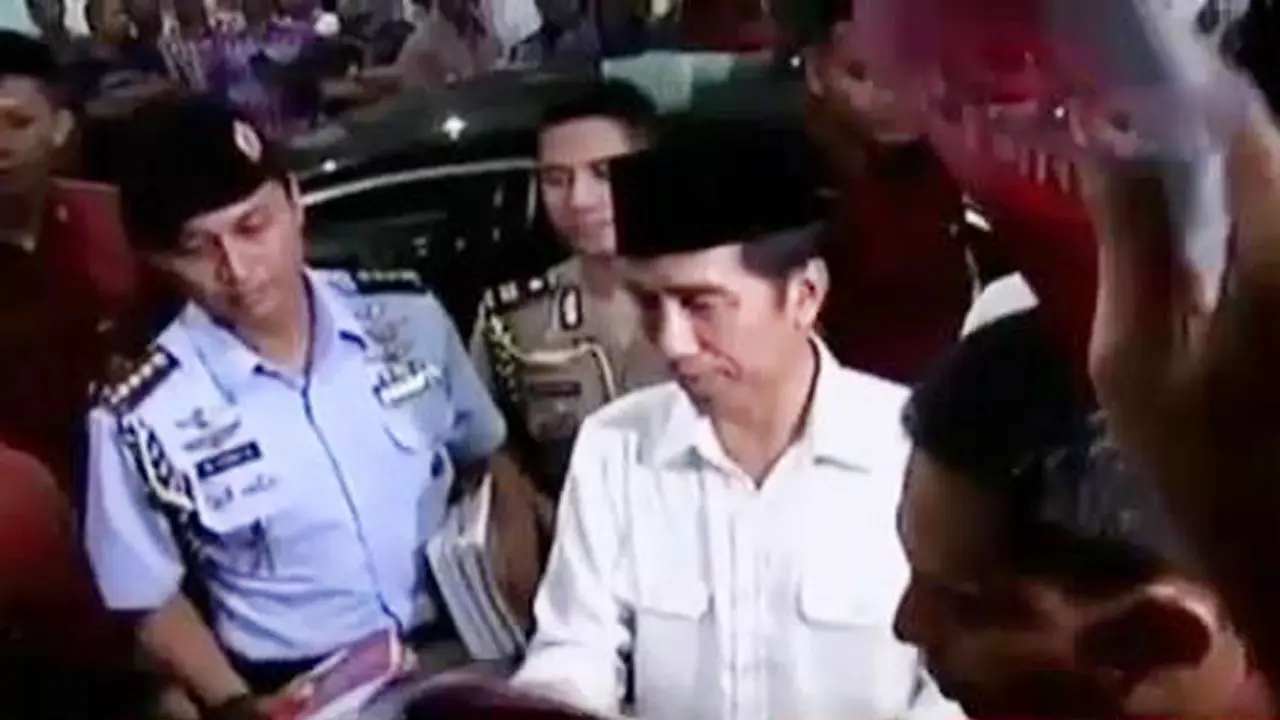 Presiden Jokowi di Padang