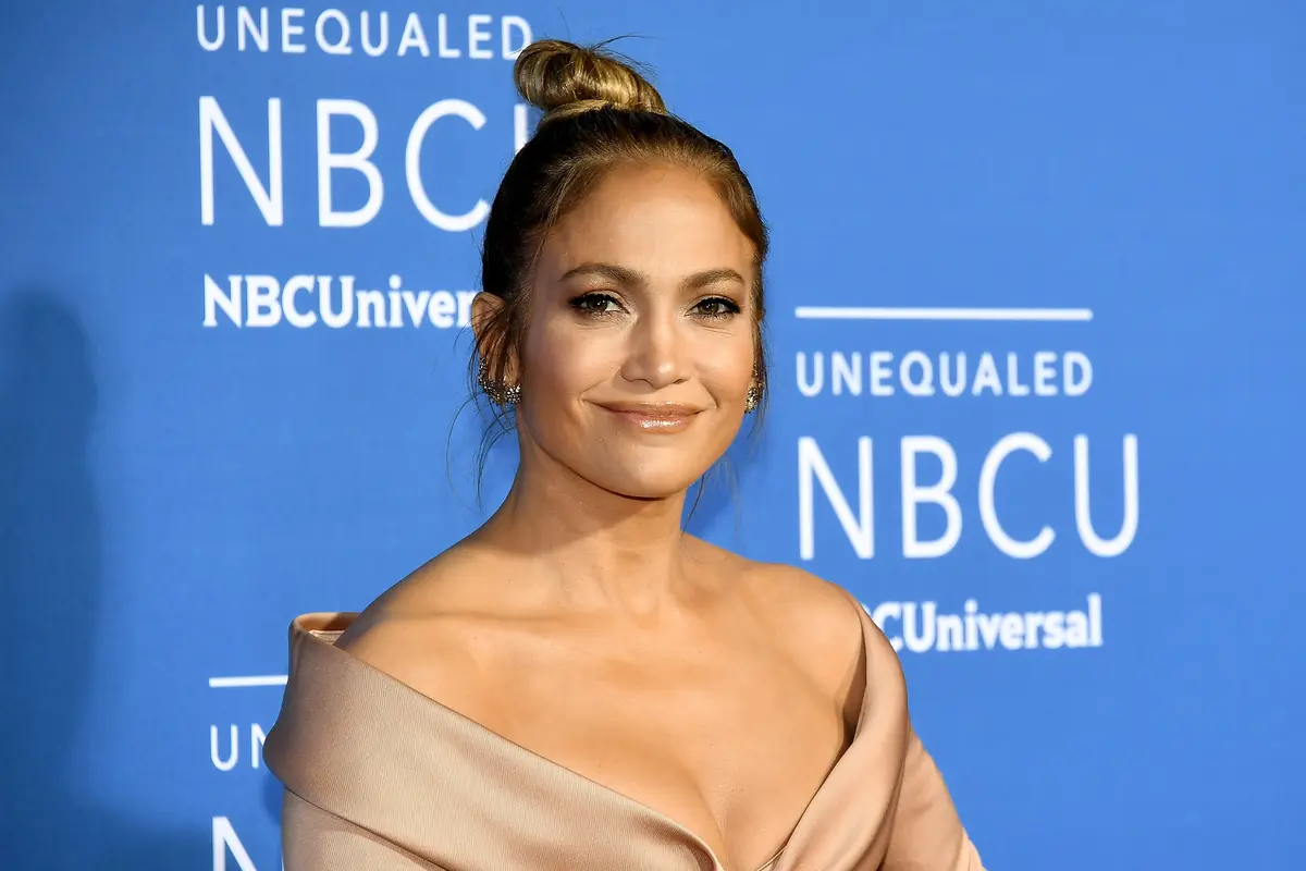 [Bintang] Jennifer Lopez