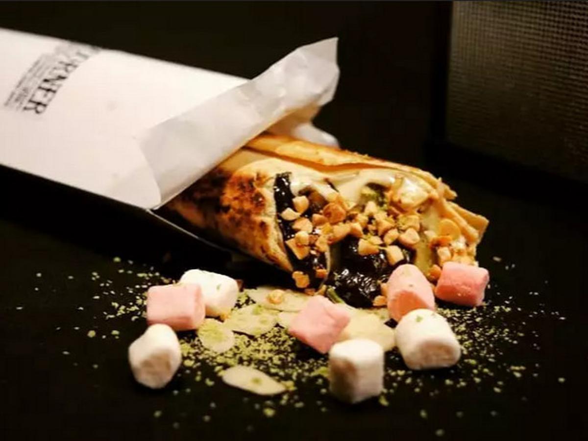 7. Kebab Pisang<br>