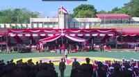 Presiden Joko Widodo atau Jokowi menganugerahkan tanda kehormatan Bintang Bhayangkara Nararya untuk tiga anggota Polri