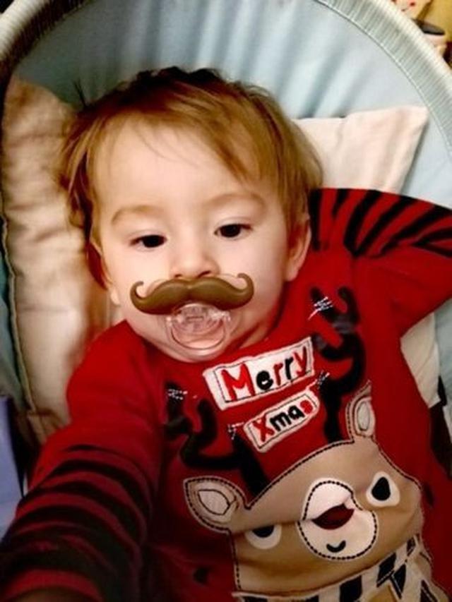 6 Potret Empeng Bayi Ini Bikin Ketawa Lucu Banget Hot Liputan6 Com