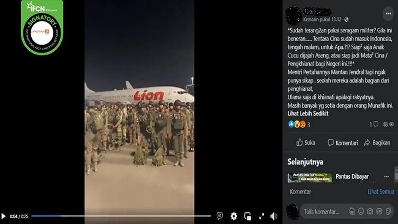 Gambar Tangkapan Layar Video yang Diklaim Tentara China masuk ke Indonesia Menggunakan Maskapai Penerbangan Lion Air (sumber: Facebook).