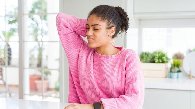 Mengangkat kepala (sumber: iStockphoto)