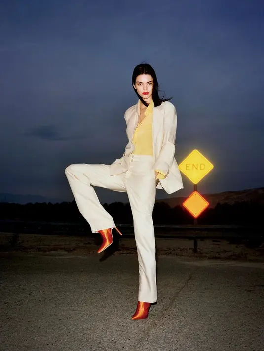 Jadi menurut kamu, bagaimana hubungan Kendall Jenner dan Anwar Hadid sebenarnya? (instagram/kendalljenner)