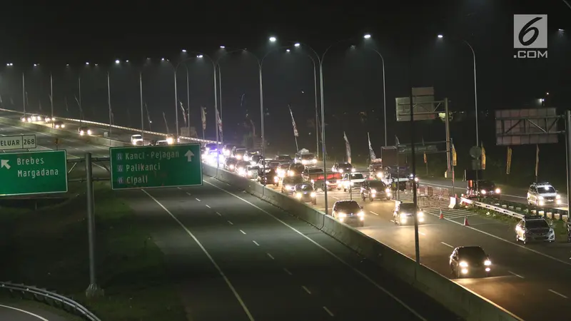 Arus Mudik di Tol Pejagan-Pemalang Ramai Lancar