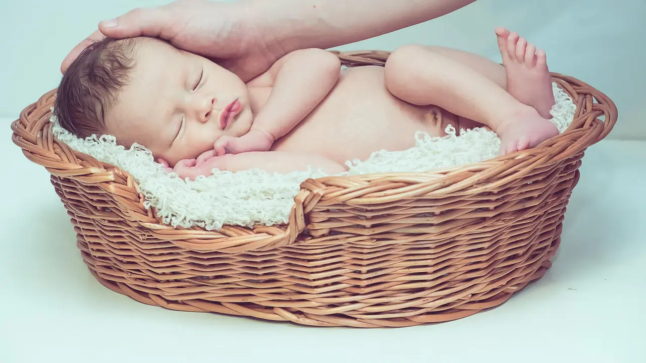 Ilustrasi bayi