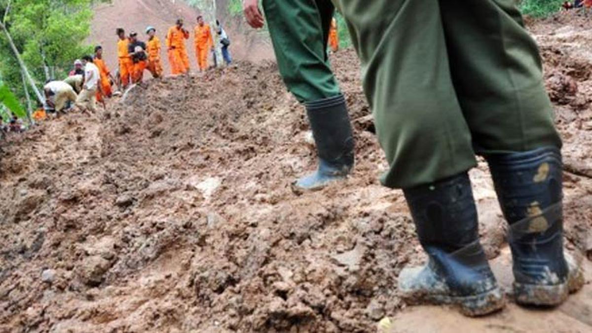 Longsor di Cisewu Garut, 4 Orang Ditemukan Meninggal Dunia