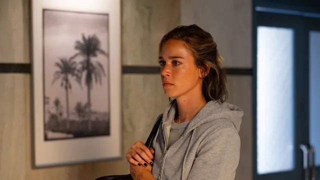 Matilda Lutz dalam film Crawlers. (dok. Arachnid Films LLC)