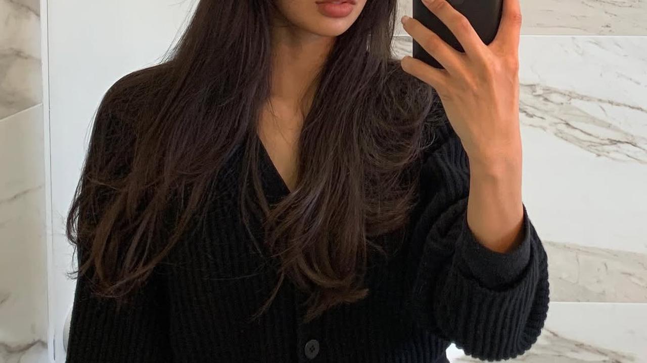Potret Moon Gabi, Model Eksotis yang 'Tabrak' Standar Kecantikan Korea