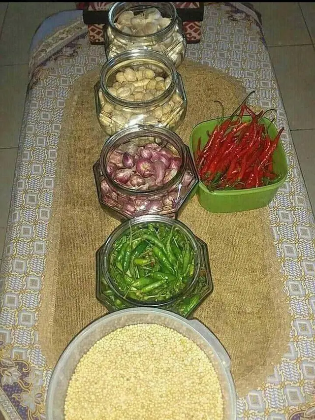 9 Camilan Nyeleneh untuk Tamu di Rumah Ini Bikin Senyum Nyengir