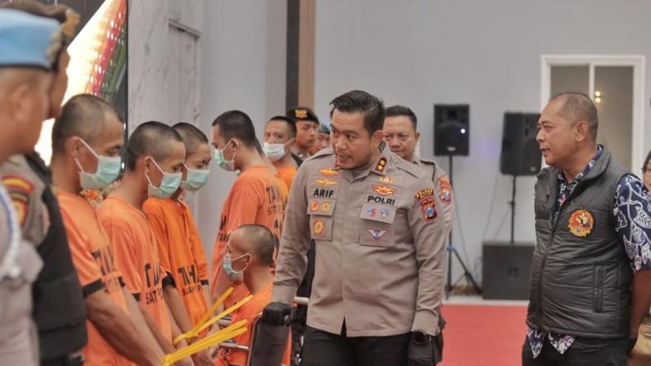 Polres Blitar Tangkap 12 Tersangka dalam Operasi Sikat Semeru 2025: Beragam Kasus Kriminal Terungkap