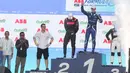 Disusul posisi kedua diikuti pembalap tim Avalanche Andretti Jake Dennis (45 menit 00,107 detik). (Liputan6.com/Herman Zakharia)