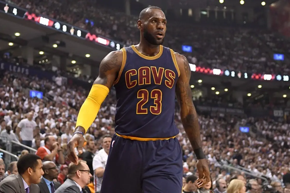 Forward Cleveland Cavaliers, LeBron James.