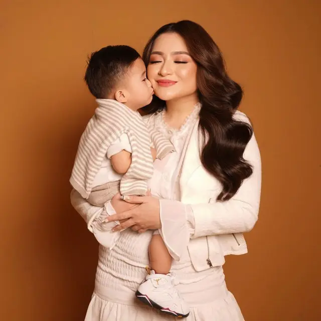 Nathalie Holscher menanggapi pujian Sule padanya