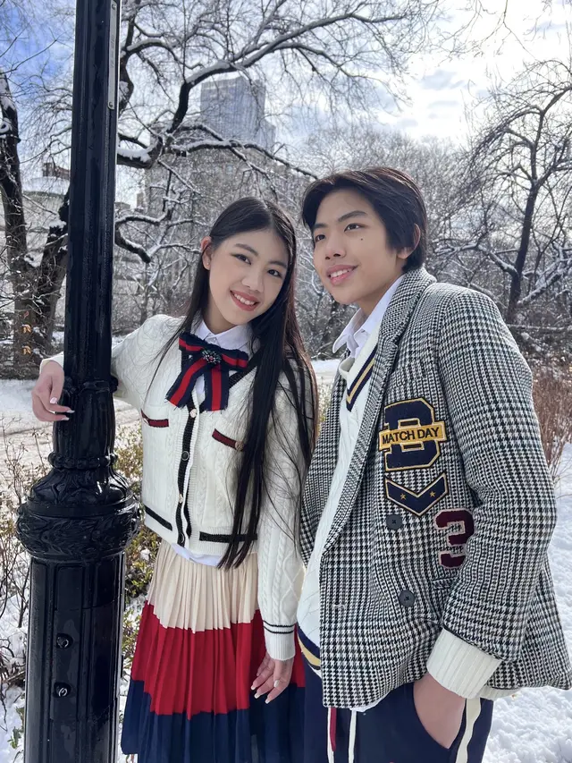 10 Potret Gaya Fashion Edgy Mischka-Devon yang jadi Idola Remaja