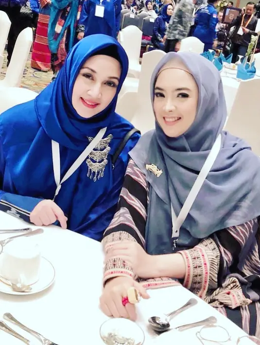 18 Artis Terjun Politik