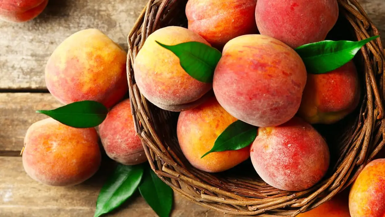 Buah Persik