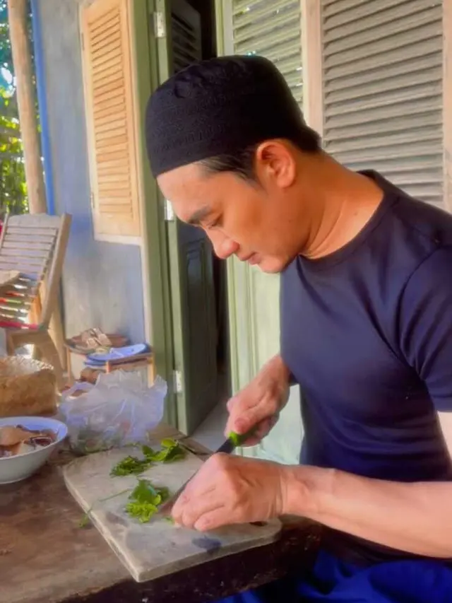 Potret Dapur Boby Tince di Kampung