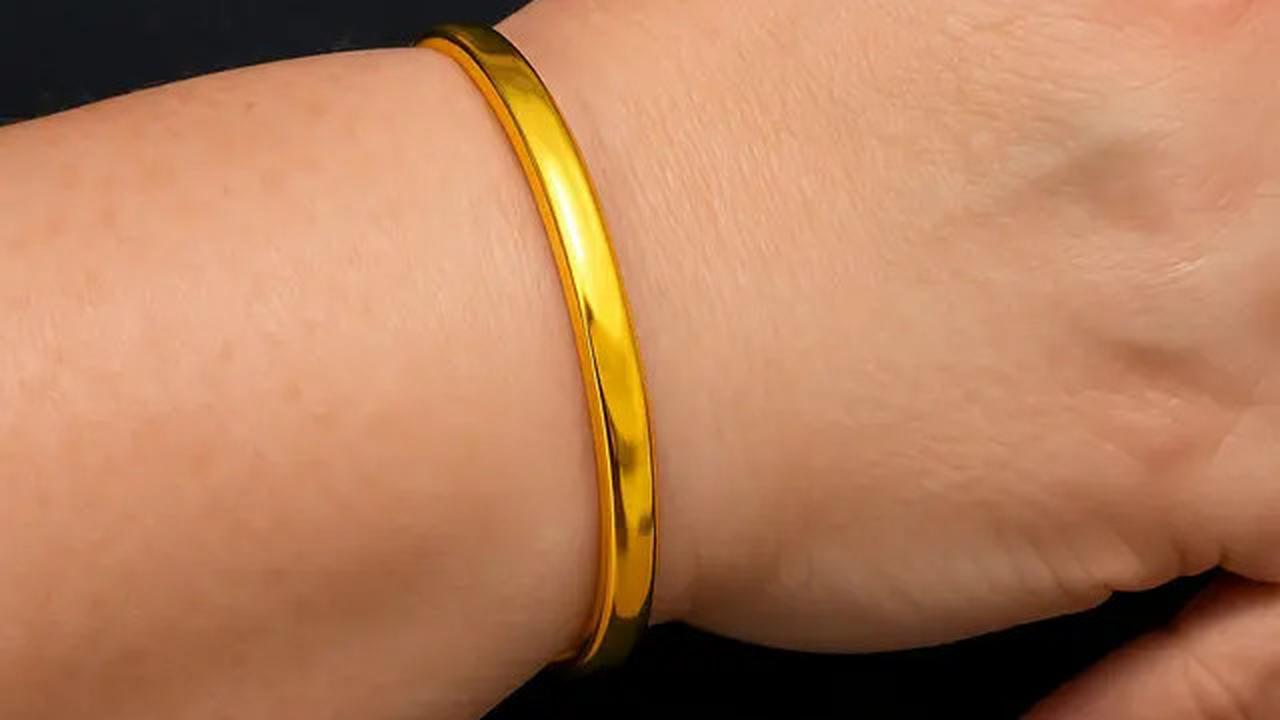 Punya Tangan Gemuk? Ini Cara Biar Gelang 2 Gram Tetap Mencolok
