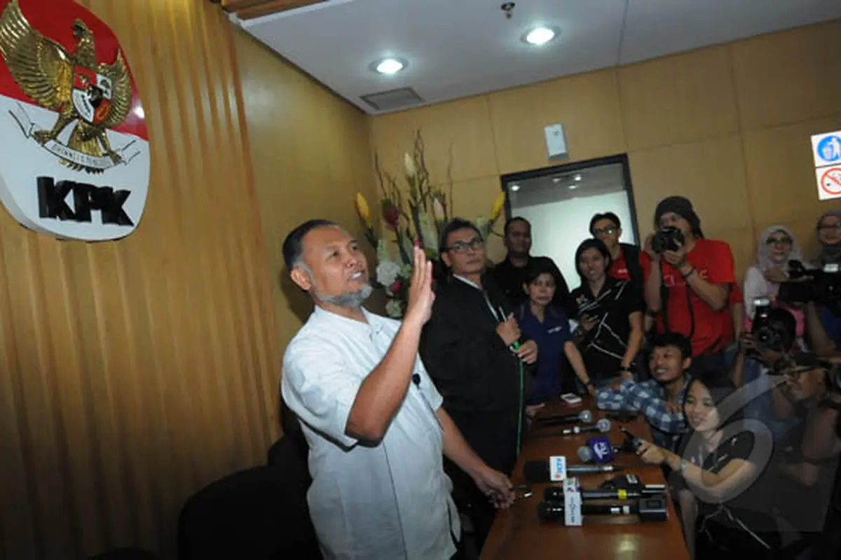 Bambang Widjojanto Umumkan Pengunduran Diri dari KPK