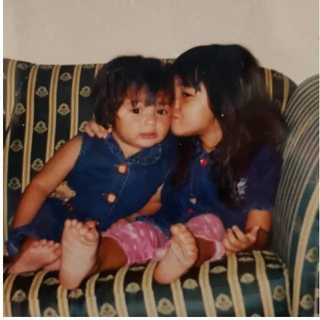 6 Transformasi Kebersamaan Amanda Rawles dan Kakak, Dampingi ketika Menikah