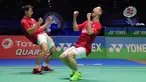 Ganda putra Indonesia, Kevin Sanjaya Sukamuljo/Marcus Fernaldi Gideon meluapkan kegembiraan setelah berhasil mengalahkan ganda putra Tiongkok, Li Junhui/Liu Yuchen pada ajang All England Open 2017 di Inggris, Minggu (12/3). (AP Photo/Rui Vieira)
