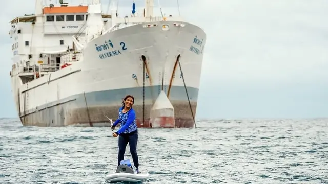 Kenangan Susi Pudjiastuti Saat Bertugas di Laut (sumber: instagram/susipudjiastuti115)
