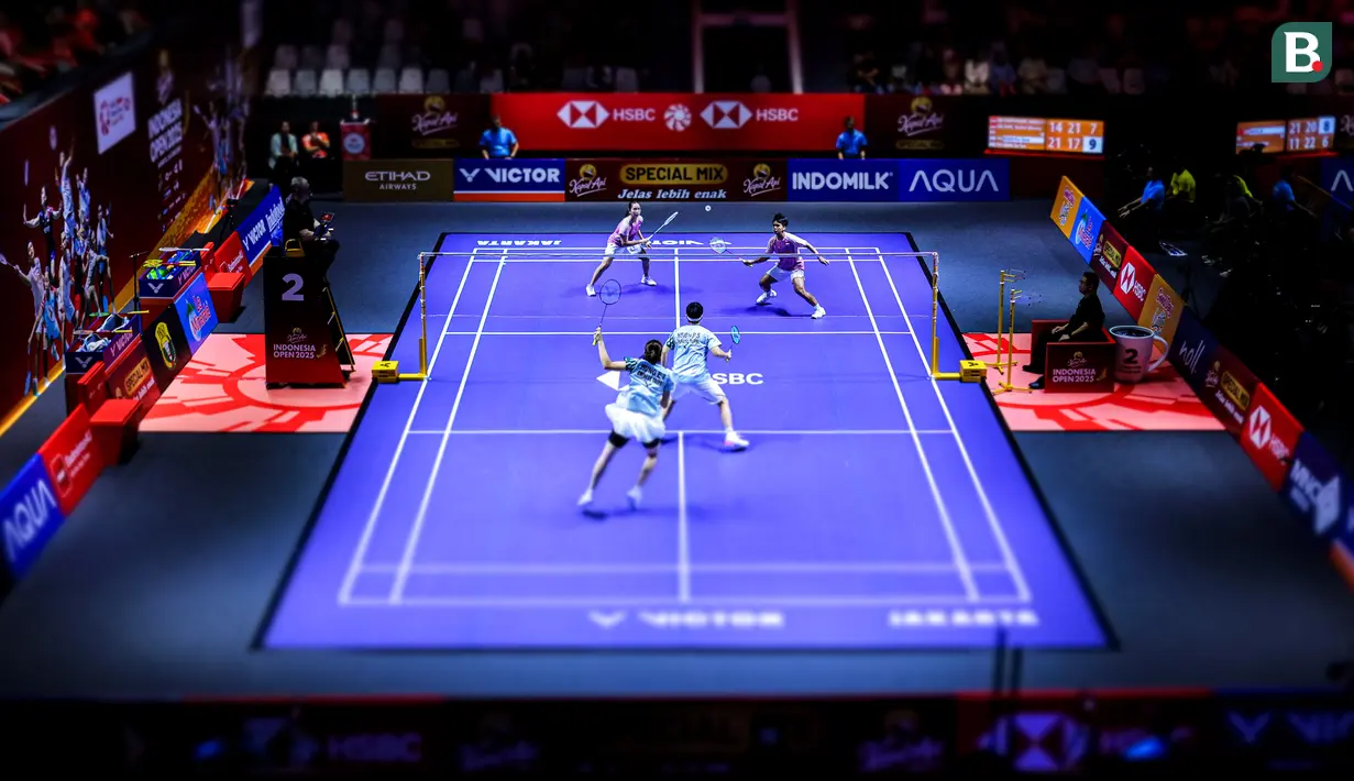 <p>Pebulu tangkis ganda putri Indonesia, Meilysa Puspitasari/Rachel Rose bertanding melawan wakil Chinese Taipei, Hsieh Pei Shan/Hung En-Tzu dalam laga babak 32 besar Indonesia Open 2025 di Istora Senayan, Jakarta, Selasa (03/06/2025). (Bola.com/Bagaskara Lazuardi)</p>