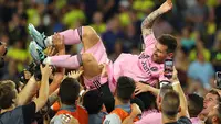 Lionel Messi mengantarkan Inter Miami menang atas Nashville FC, 10-9 lewat babak adu penalti setelah bermain imbang 1-1 dalam babak final Leagues Cup di Taman Geodis, Nashville, pada Minggu (20/8/2023) pagi WIB. (Kevin C. Cox/Getty Images via AFP)