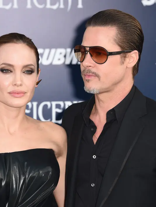 Unggahan foto dalam akun twitternya tersebut disertai dengan tulisan, “Berikut berita yang mengejutkan masyaarakat dunia, kami menegaskan, kami telah memisahkan sosok Brad Pitt dan Angelina Jolie”. (AFP/Bintang.com)